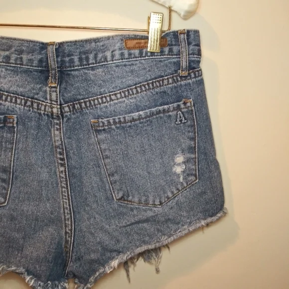 Articles Of Society Meredith Destroyed Hem Boho Denim Shorts In Valencia Wash - Picture 11 of 16